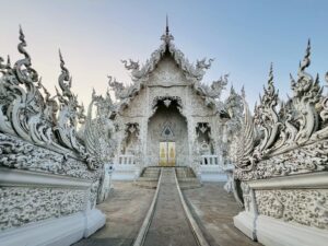 From Chiang Rai : 7 Must-See Spots Tickets & Lunch Included