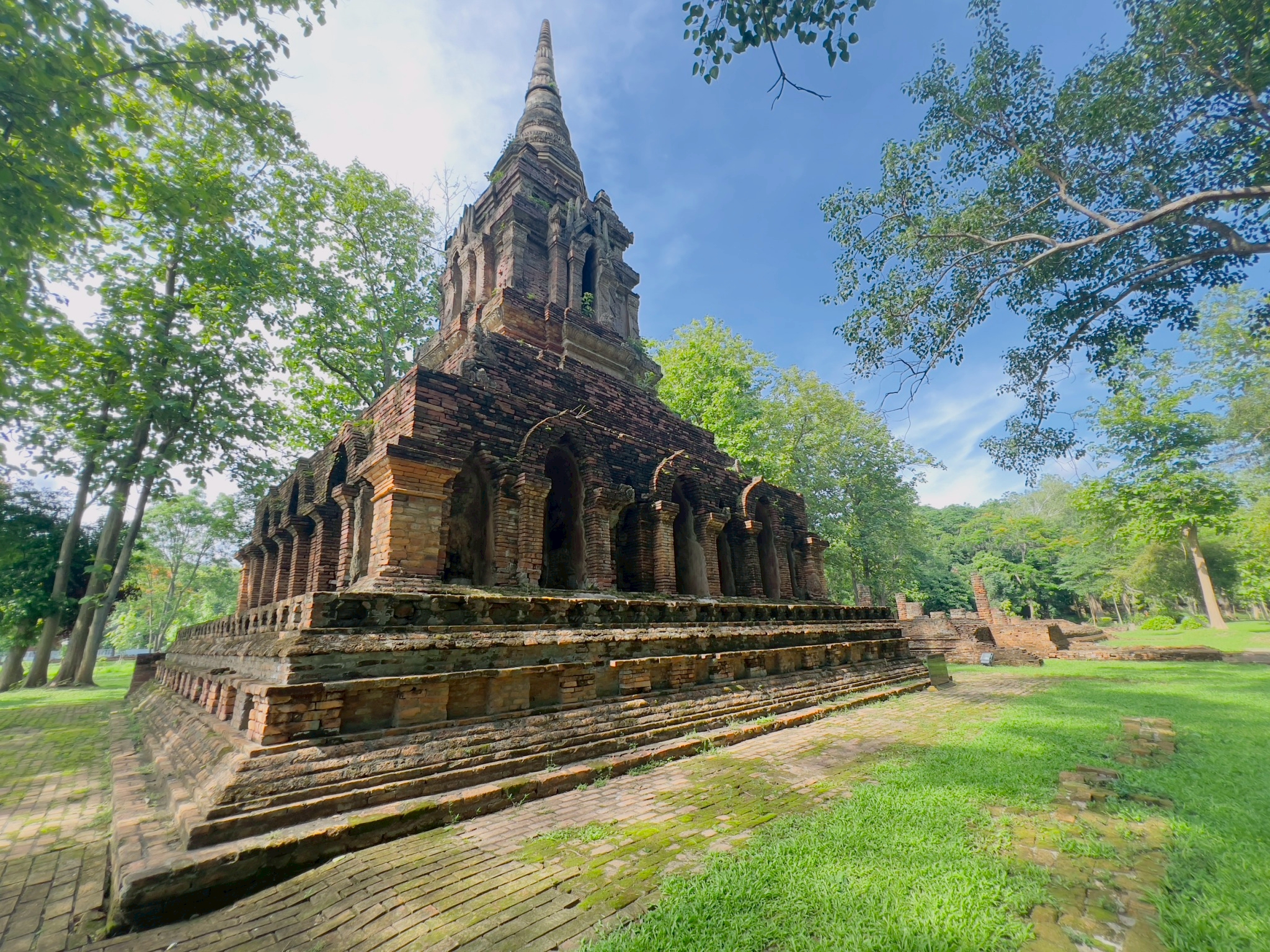 LINE_ALBUM_Chiang Rai Private Bespoke Sightseeing Tour_260121_25