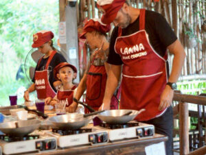 From Chiang Rai : Lanna Home Cooking Class at Give Green Farm House